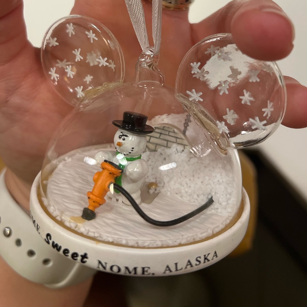 Disney Pixar Knick Knack Limited Edition Mickey Ear Ornament - Picture 7 of 8